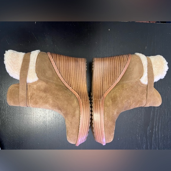 NEW UGG Anais Wedge Boots - Size 9 - Picture 10 of 10